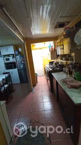 Casa esquina con amplio terreno