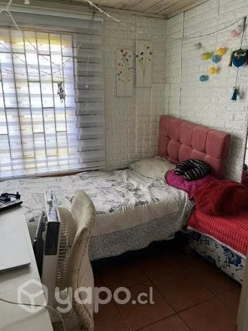Casa esquina con amplio terreno