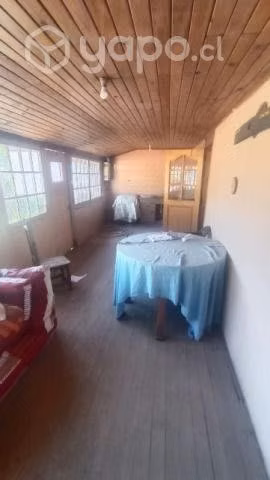 Se vende terreno con casa colonial
