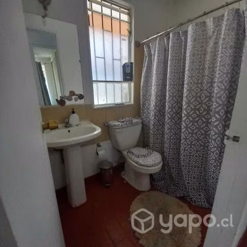 Arriendo casa 3 dormitorios 2 baños