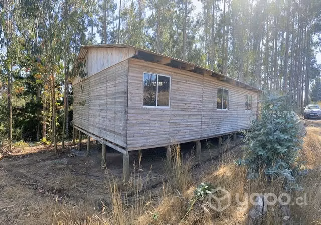Terreno con cabaña