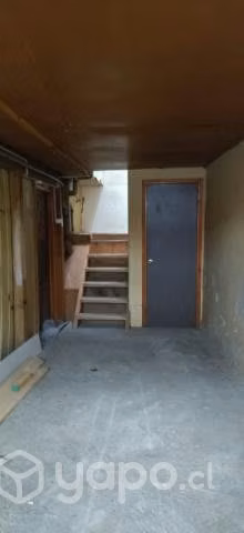 Casa independiente en segundo piso amoblada
