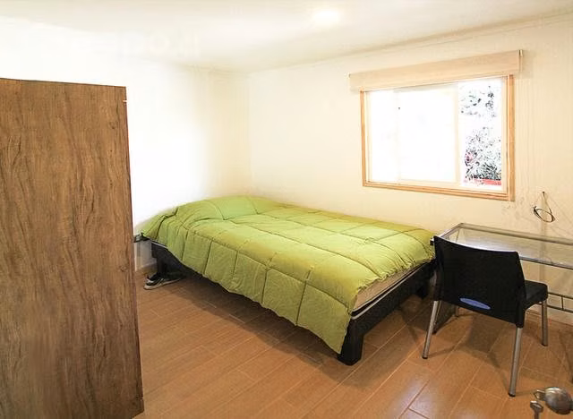 Providencia habitación en casa de estudiantes