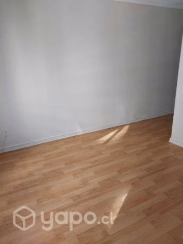 Dpto estudio, zenteno, lado metro Moneda