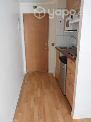 Dpto estudio, zenteno, lado metro Moneda