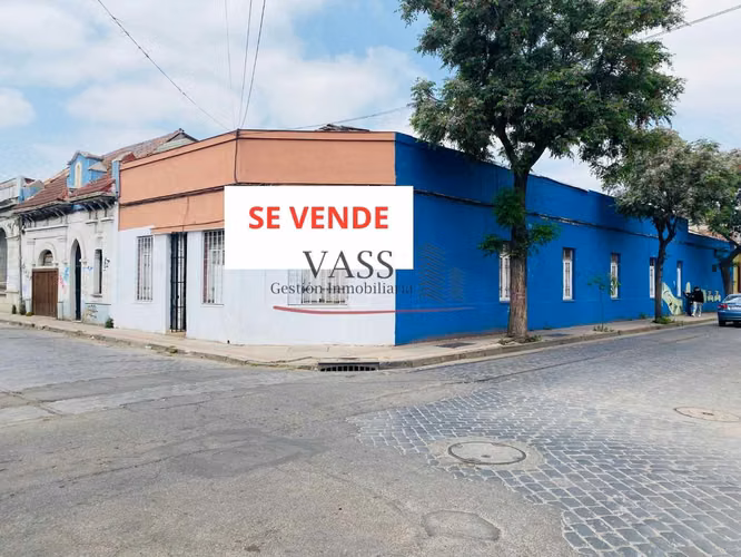 VASS vende local comercial en pleno centro de Stgo - Imagen 15