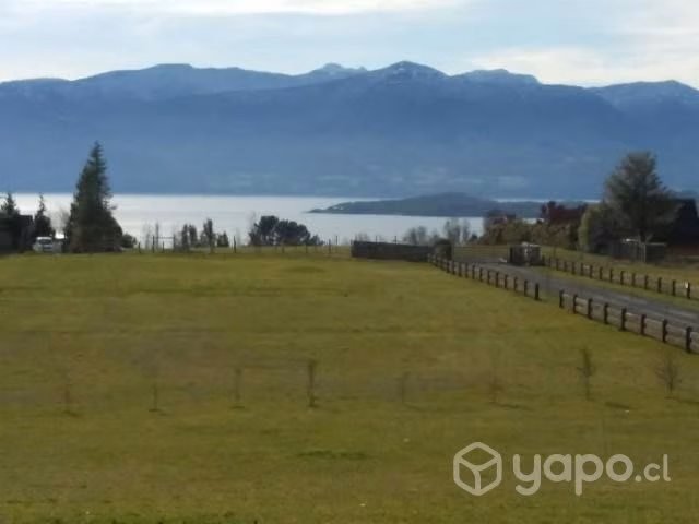 Parcela vista al lago y volcán Villarrica, Pucón