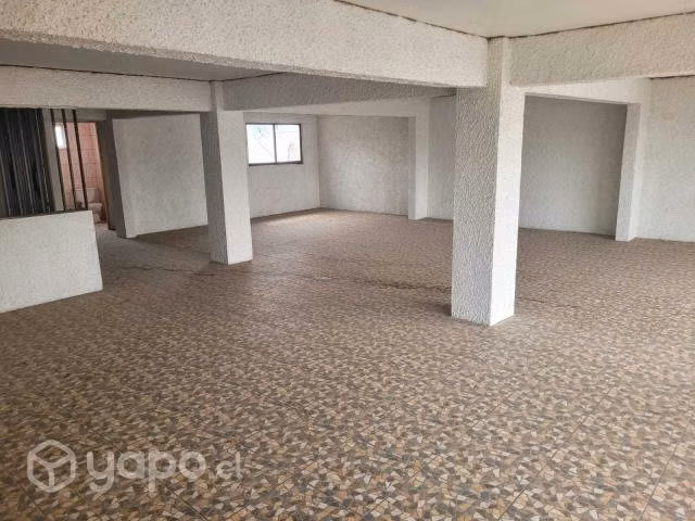 Se vende local comercial nuevo