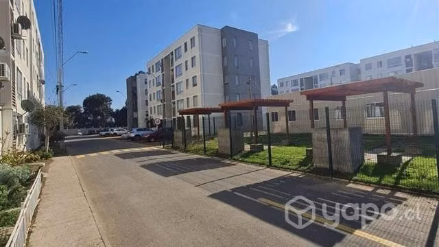 Se vende o permuta departamento semi nuevo