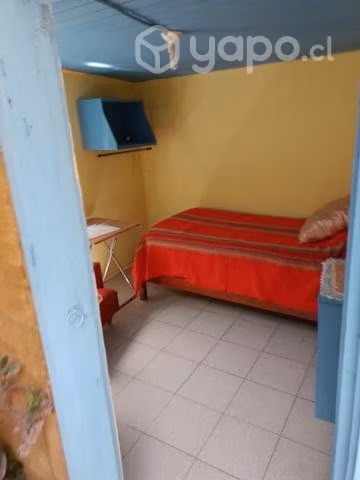 Arriendo pieza entrada independiente