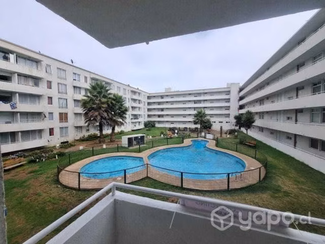 En avenida Pacifico, La Serena. Segunda línea de playa.