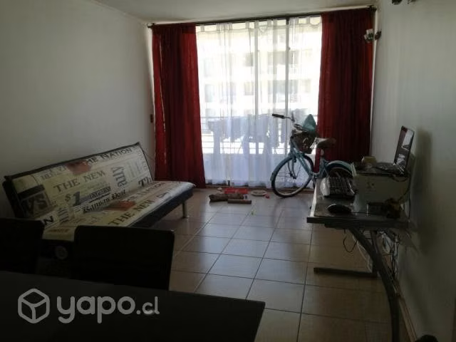 Se vende departamento en los pinos