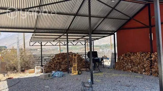 Propiedad comercial y habitacional
