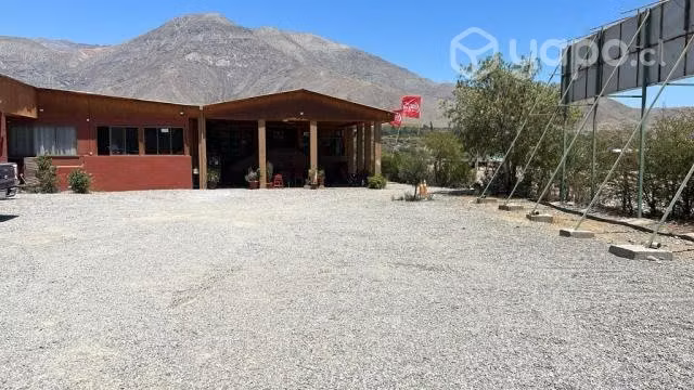 Propiedad comercial y habitacional