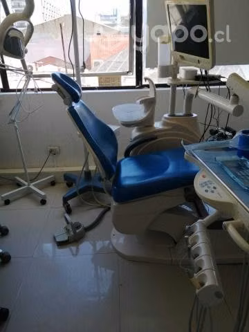 Arriendo consulta dental equipada