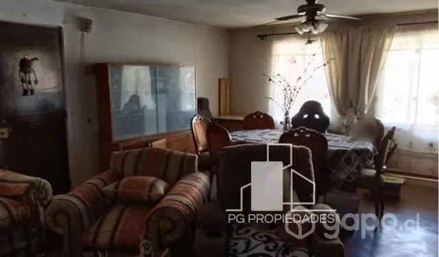 Se vende Casa en Comuna Lo Espejo 2D+1B