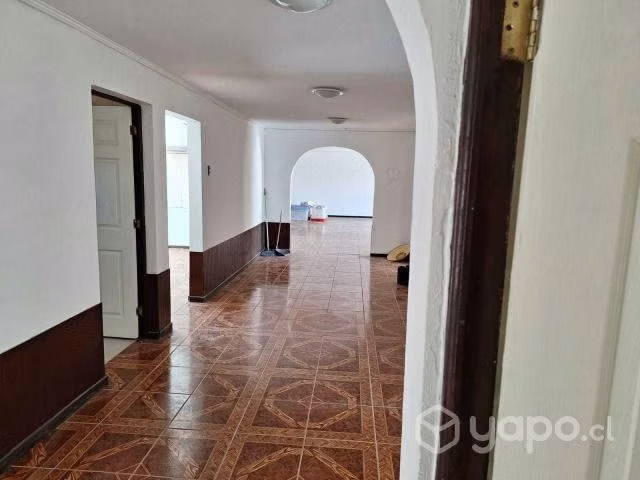 Arriendo casa grande en gallinazo