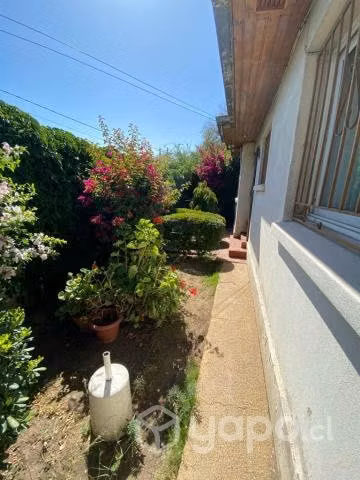 Chalet 3 dormitorios barrio residencial