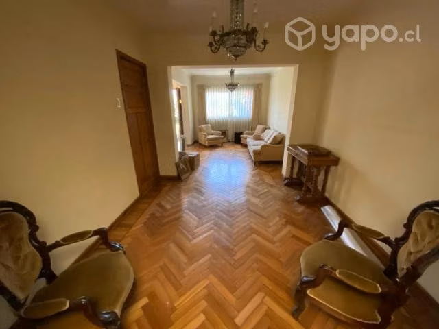 Chalet 3 dormitorios barrio residencial