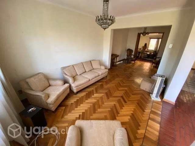 Chalet 3 dormitorios barrio residencial