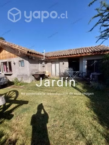 Casa con almacén