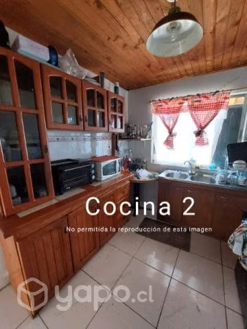 Casa con almacén