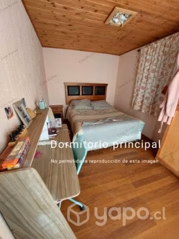 Casa con almacén