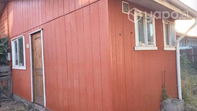 Vendo sitio urbano con casa pequeña en ix región