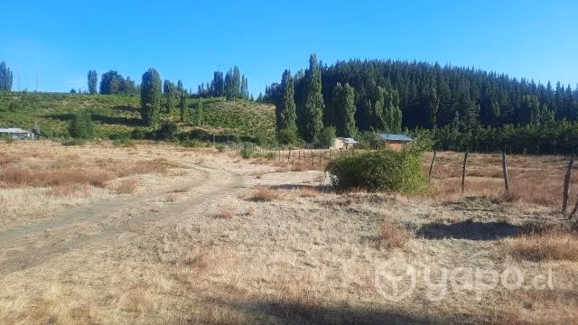 Vendo 9.400 mts/2 con acceso a río
