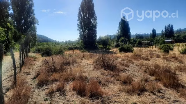 Vendo 9.400 mts/2 con acceso a río