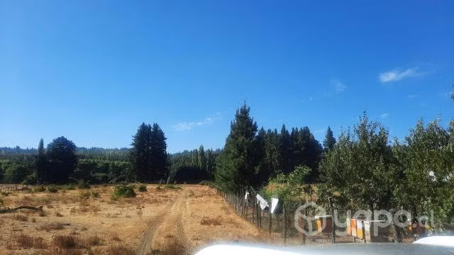 Vendo 9.400 mts/2 con acceso a río