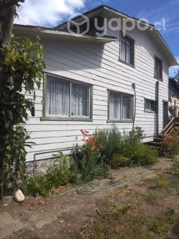 Se vende casa habitación 2 pisos con amplio patio