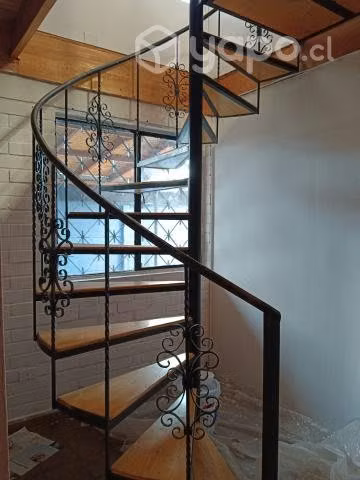 Vendo casa 2 pisos