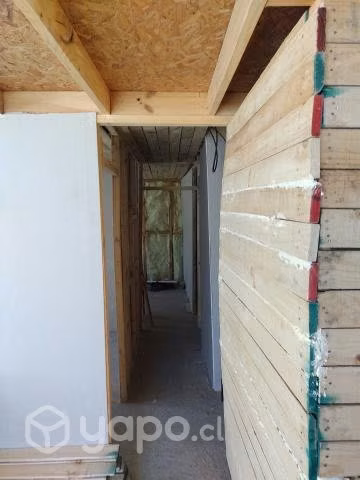 Terreno con casa semi terminado country Angostura