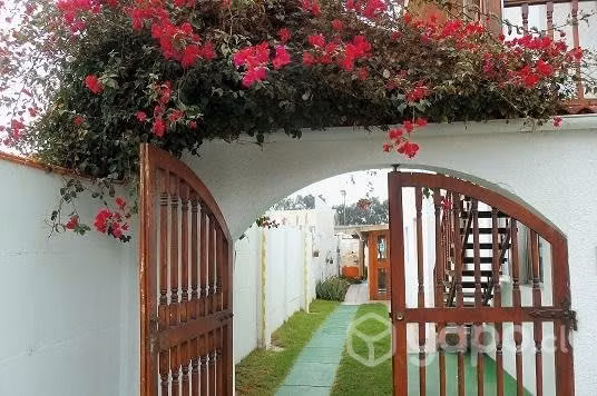 Propiedad comercial hostal central cerca de playa
