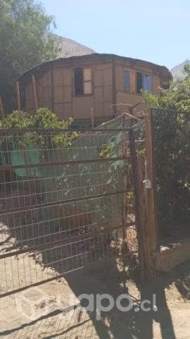 Se arrienda casa octagonal año corrido en valle de