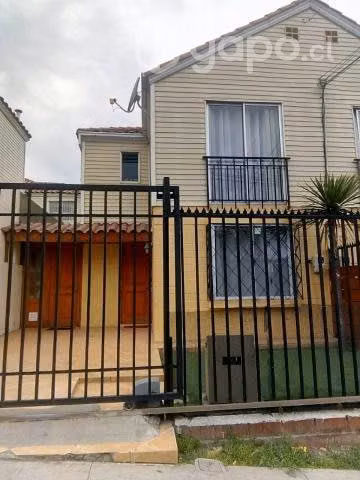 Vendo Casa en "La Campiña de Nos" - Imagen 2