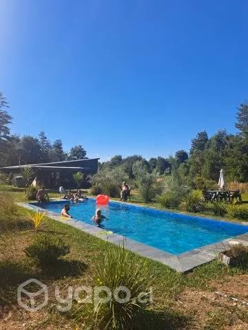 Se arrienda casa con piscina cama elastica