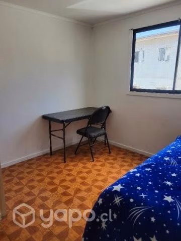Pieza en casa de 3 habitaciones para estudiantes