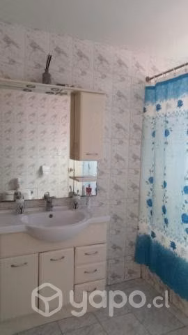 Pieza en casa de 3 habitaciones para estudiantes