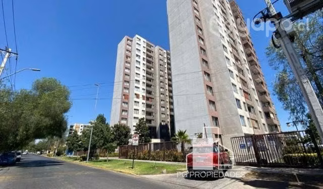 Se Vende Dpto céntrico en La Cisterna 3D+2B 56m2