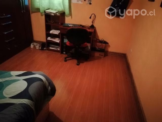 Casa Amplia 4d-1b En Arriendo