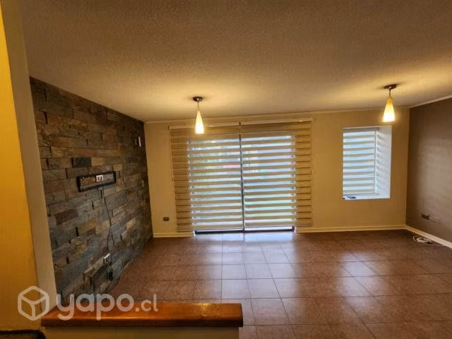Arriendo casa Condominio Los Olivos Maipú