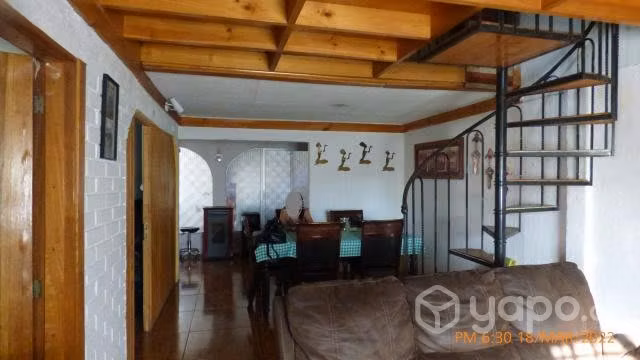 Casa de 2 pisos 4d y 2B en Gerónimo de Alderete