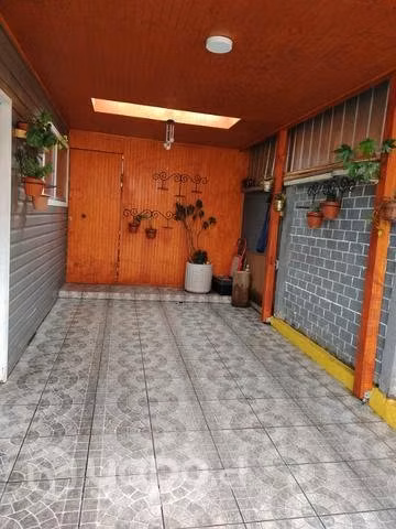 Permuto Casa por Parcela en los alrededores de Tem