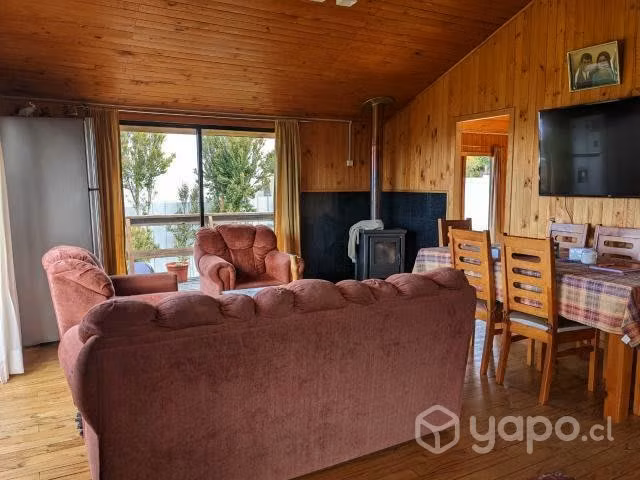 Se vende casa en Quellon