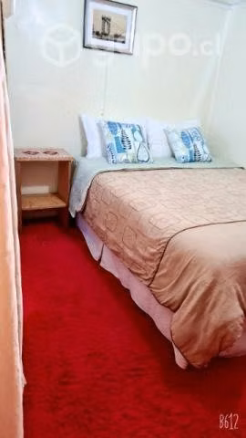 Casa interior amoblada con consumos para pareja
