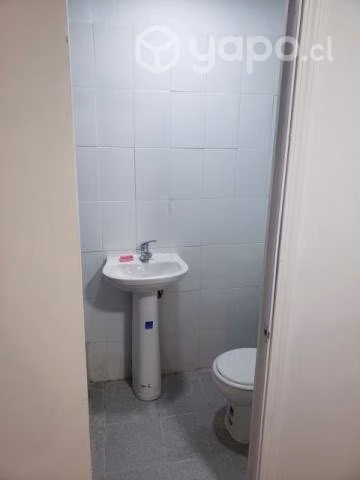 Arriendo departamento interior luz y agua incluido - Imagen 4