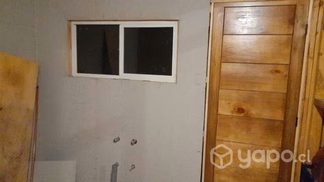 Se vende parcela con casa