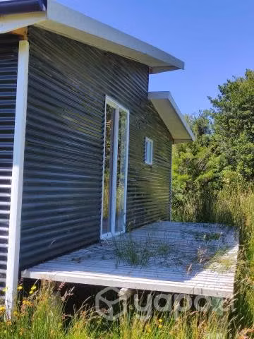 Casa nueva con terreno de 5000 metros cuadrados